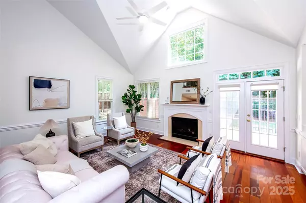 Charlotte, NC 28226,7554 Bluestar LN