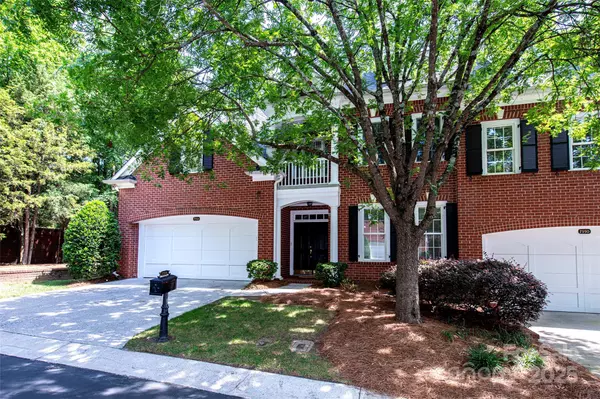 Charlotte, NC 28226,7554 Bluestar LN