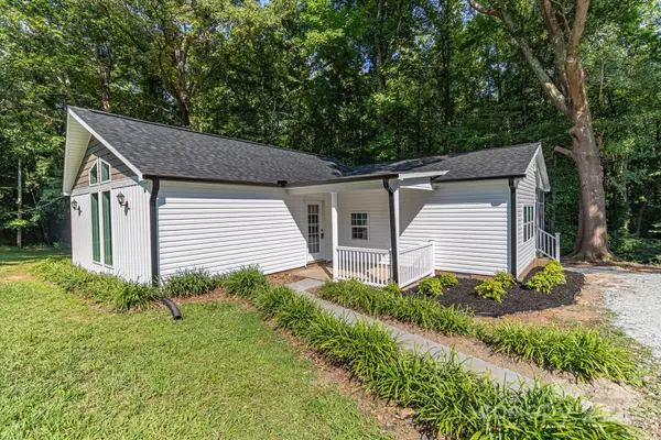 7032 Waxhaw HWY, Lancaster, SC 29720
