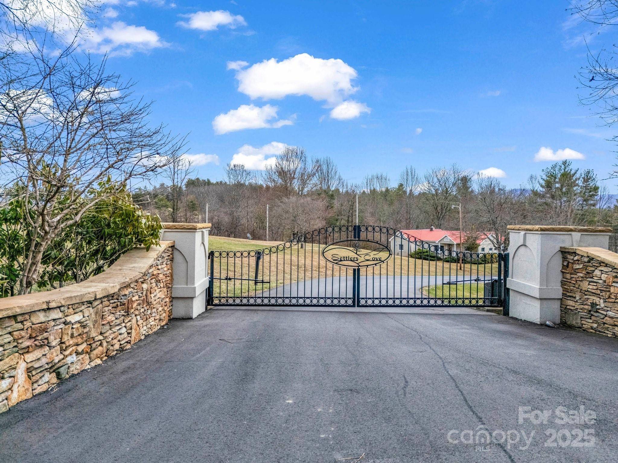 9999 Settlers TRL #38, Mars Hill, NC 28754
