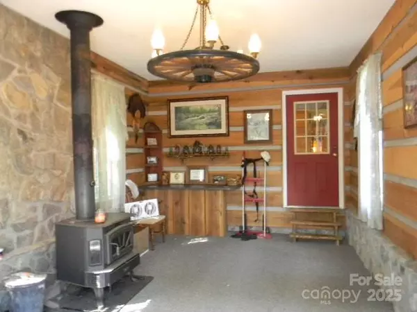 Clyde, NC 28721,1425 Sorrells Cove RD