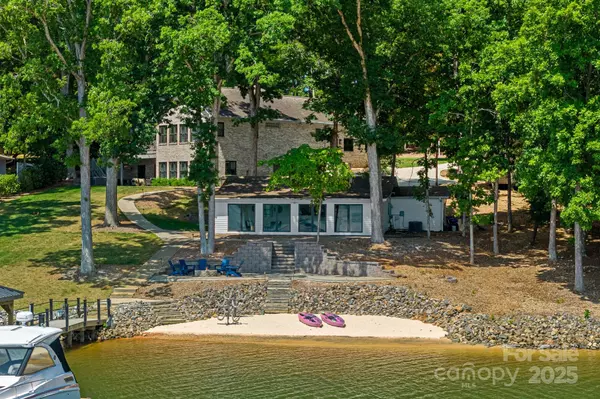 849 Kemp RD, Mooresville, NC 28117