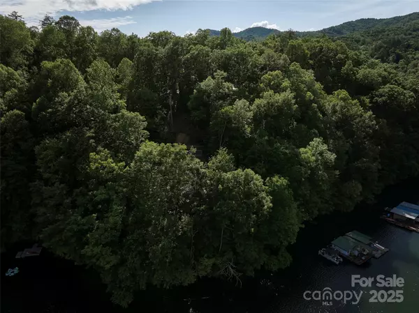 Almond, NC 28702,28 Panther Creek RD