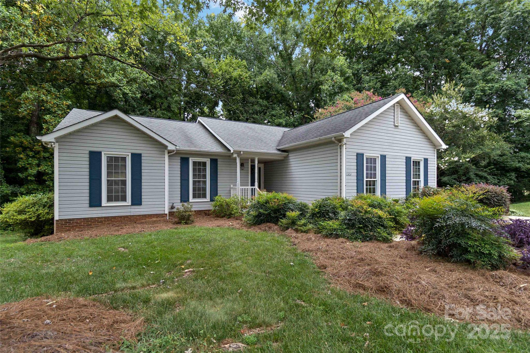Charlotte, NC 28215,2303 Valleyview DR