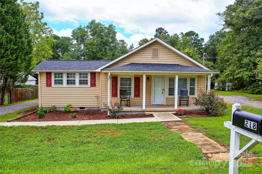 218 Blacksnake RD, Stanley, NC 28164