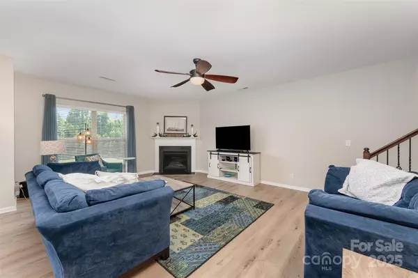 Fort Mill, SC 29707,5079 Nighthawk DR