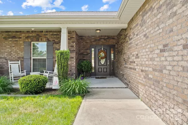Denver, NC 28037,7266 Kenyon DR