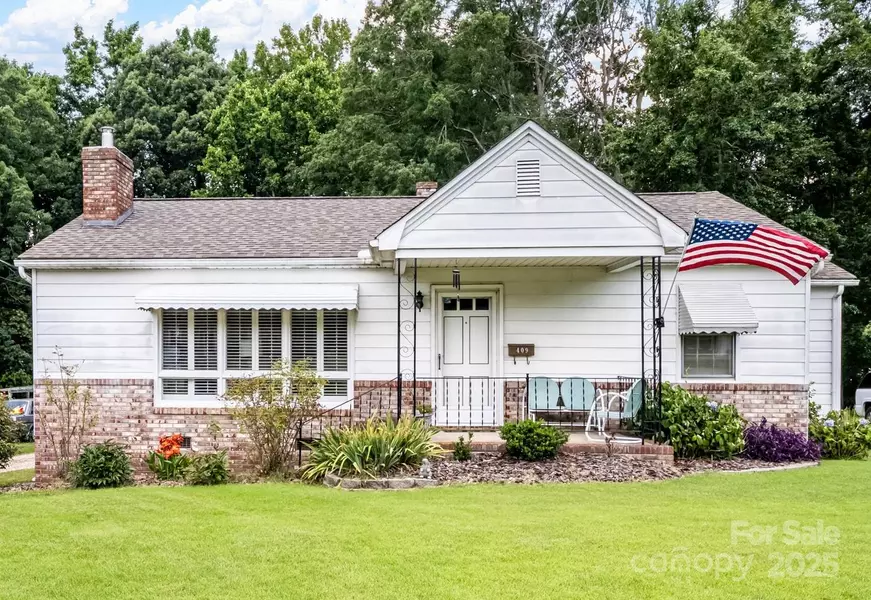 409 E 18th ST, Kannapolis, NC 28083