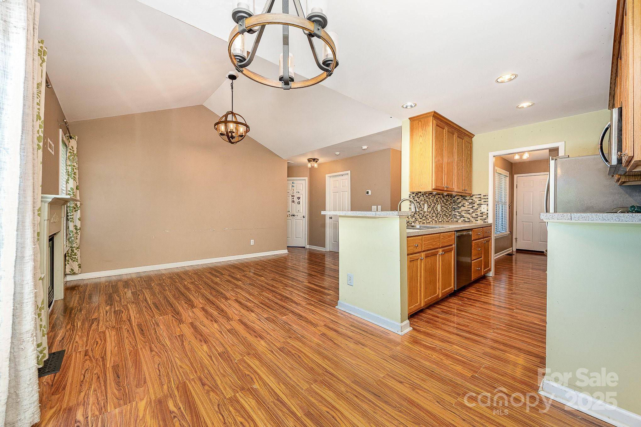 Albemarle, NC 28001,610 Mountain PL