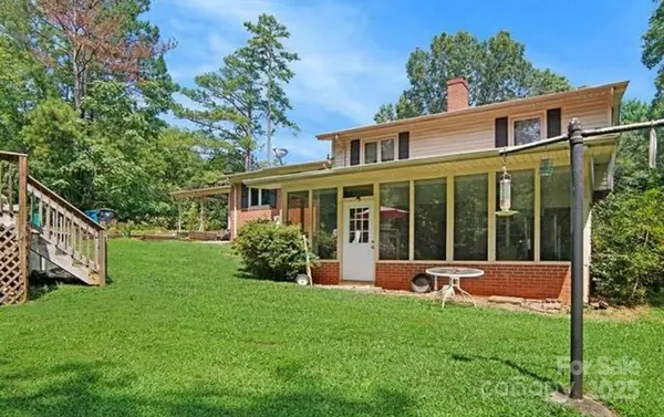 Landis, NC 28088,408 E Blume ST