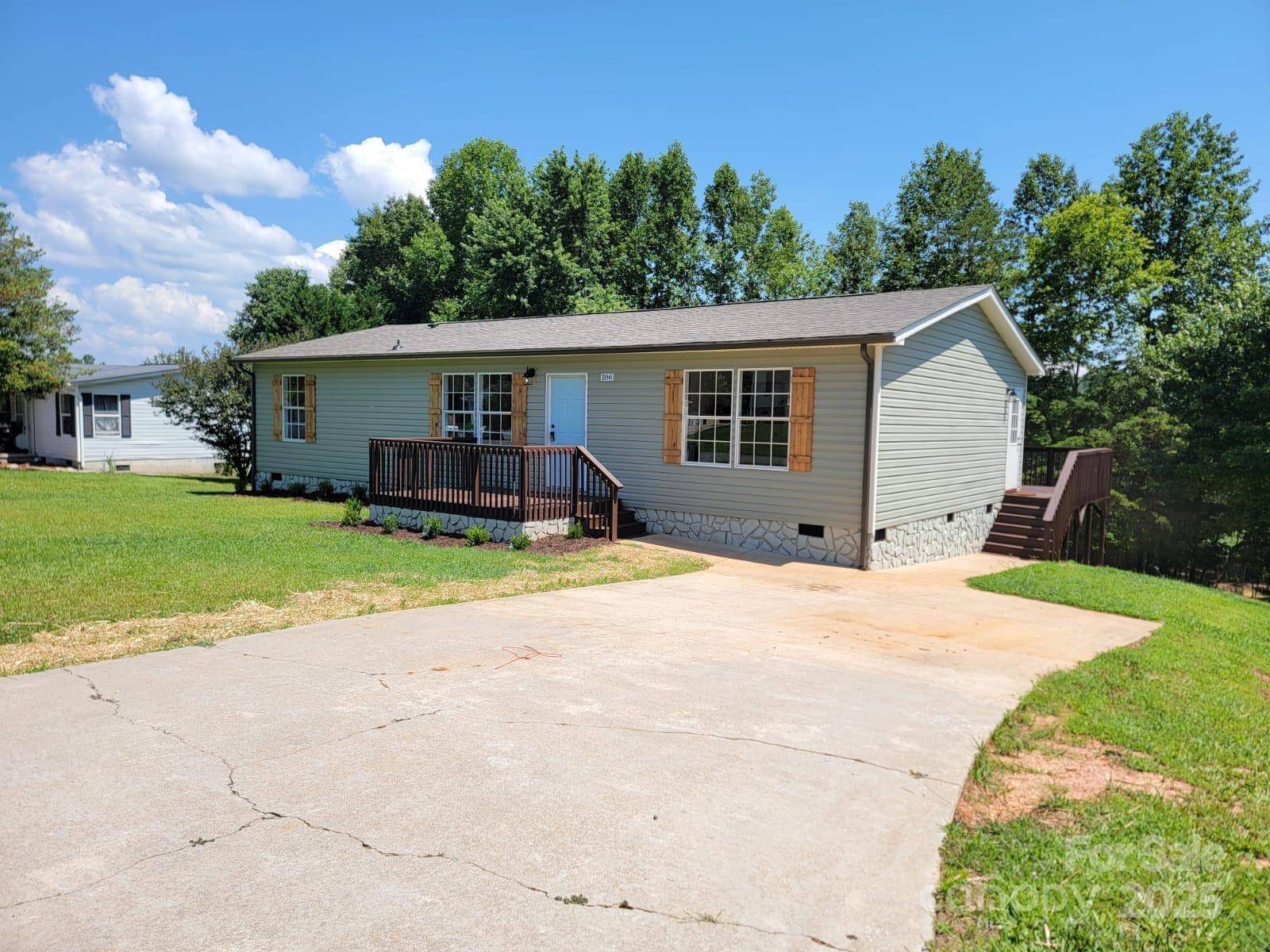 Nebo, NC 28761,186 Harmony DR