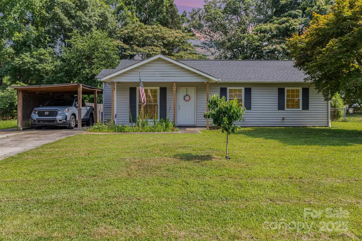 Charlotte, NC 28215,7224 Newell Acres DR