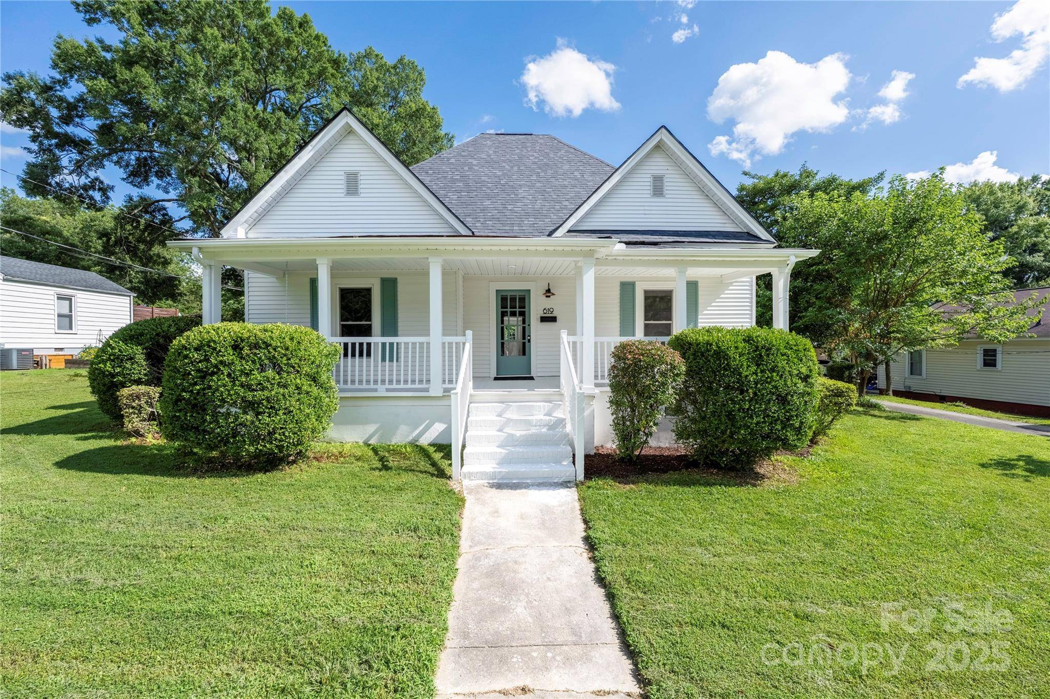 619 Oak ST, Mooresville, NC 28115