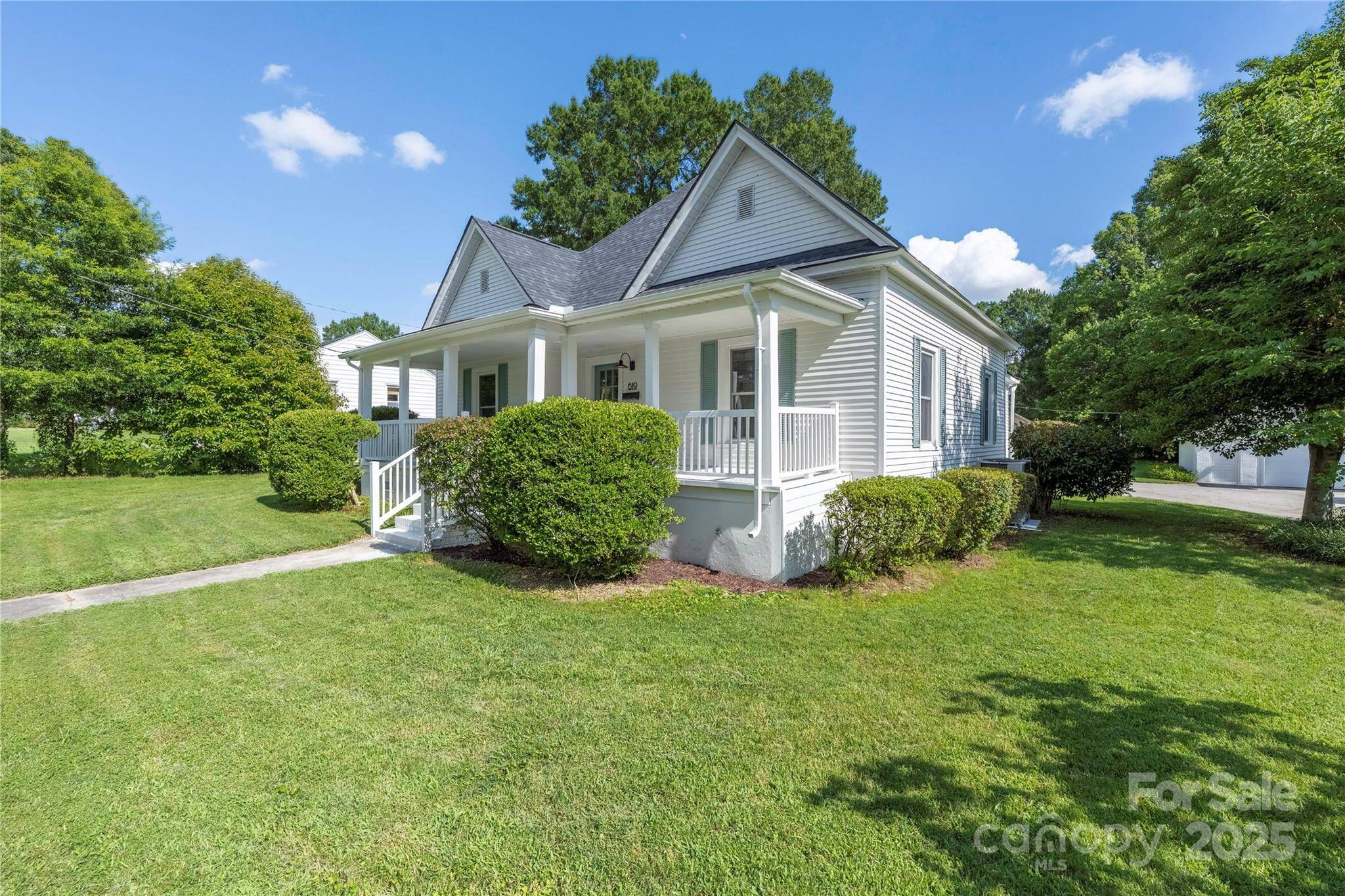 Mooresville, NC 28115,619 Oak ST