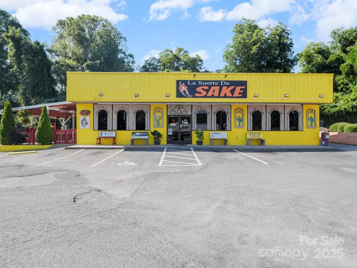 Wadesboro, NC 28170,450 E Caswell ST