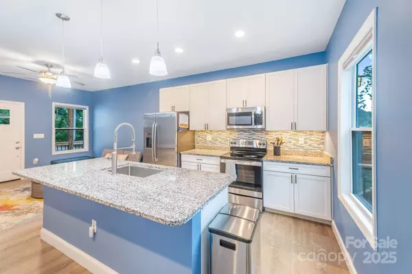 Asheville, NC 28806,107 Mears Ridge DR
