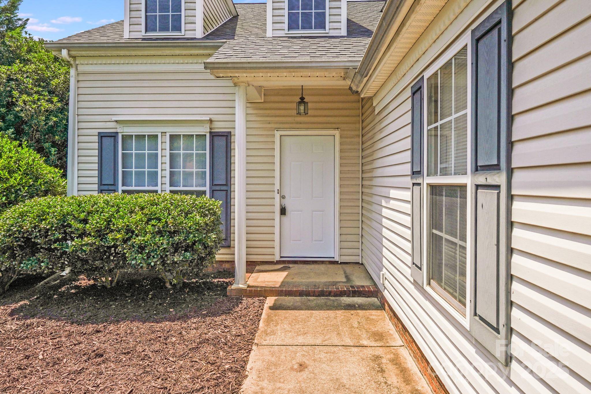 Charlotte, NC 28215,5417 Timbertop LN
