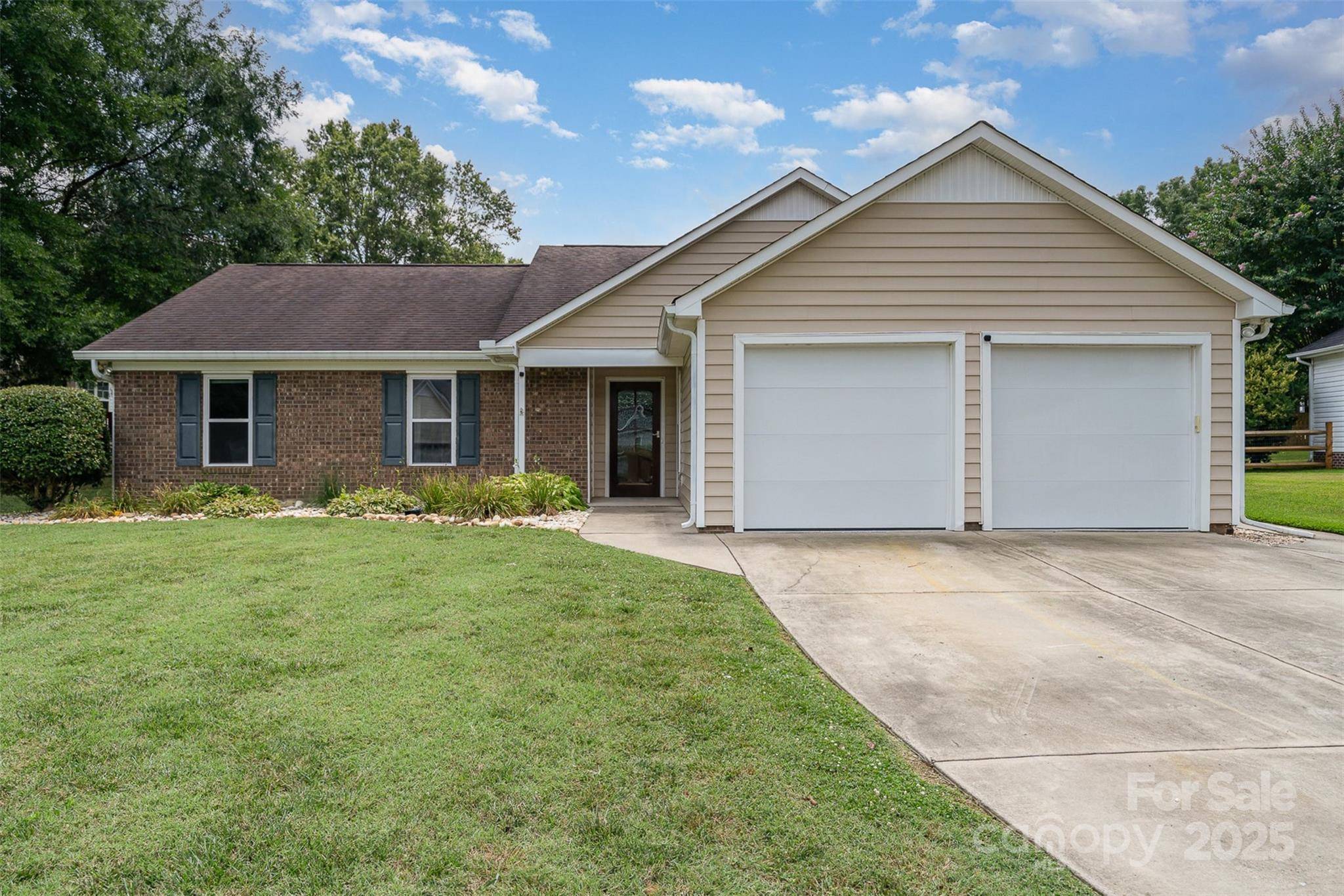 8000 Rachel CT, Waxhaw, NC 28173