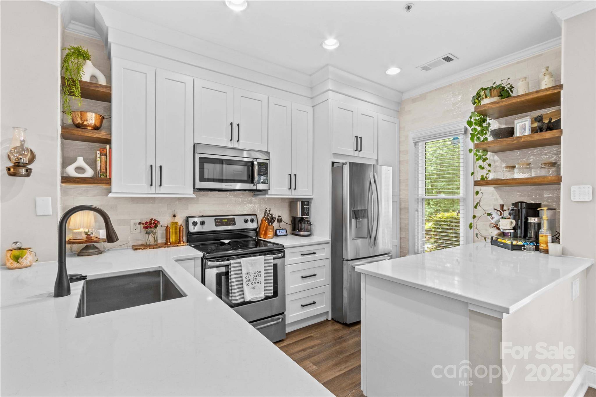 Charlotte, NC 28209,1013 Park West DR #5