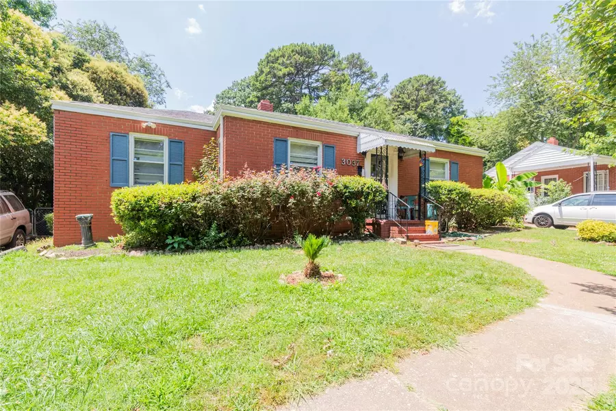 3037 Marlowe AVE, Charlotte, NC 28208