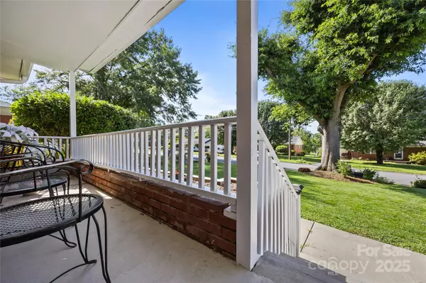 Gastonia, NC 28052,1632 Kimberly DR