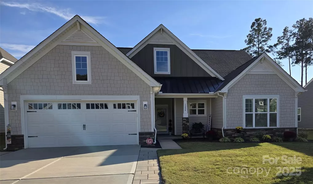 1224 Dali BLVD, Mount Holly, NC 28120
