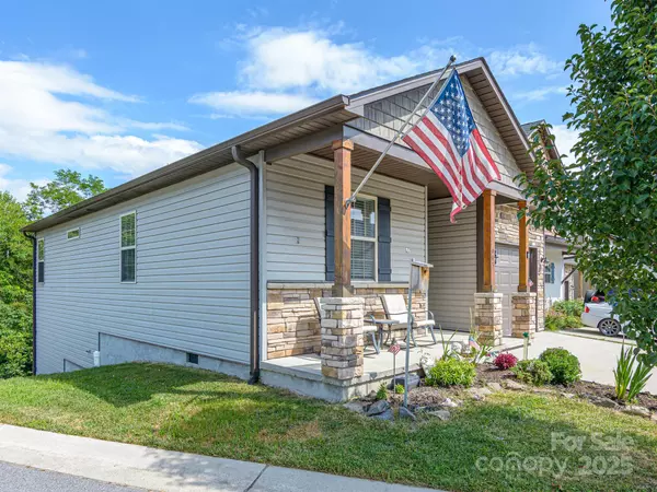 Fletcher, NC 28732,603 Cardwell LN