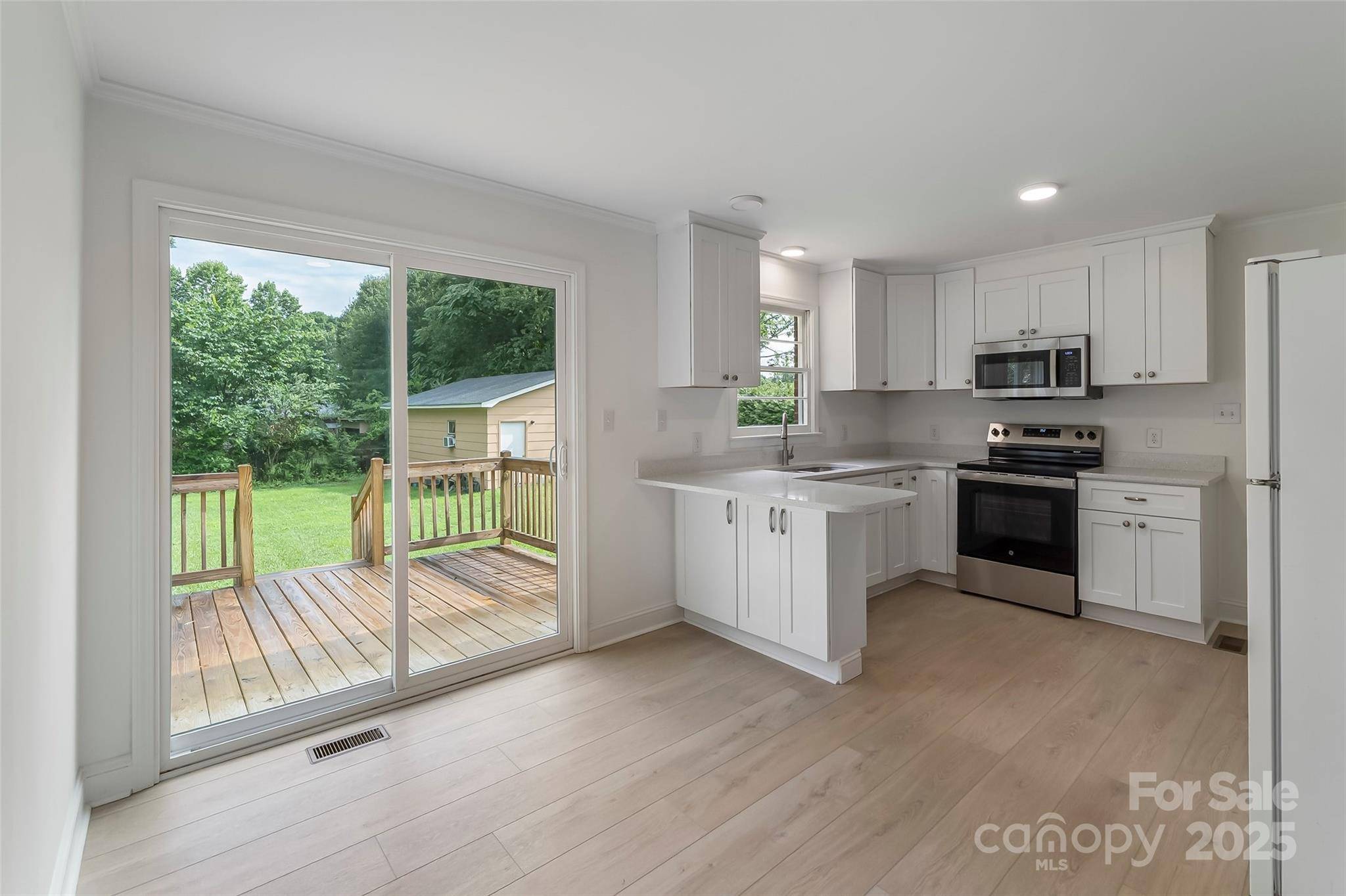 Newton, NC 28658,4146 Old State RD