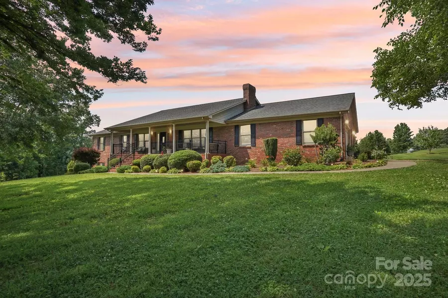 3381 Elaine AVE, Lincolnton, NC 28092