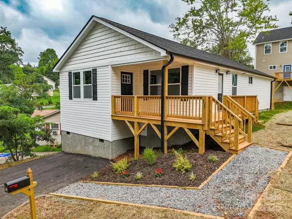 Asheville, NC 28806,11 Rhudy RD
