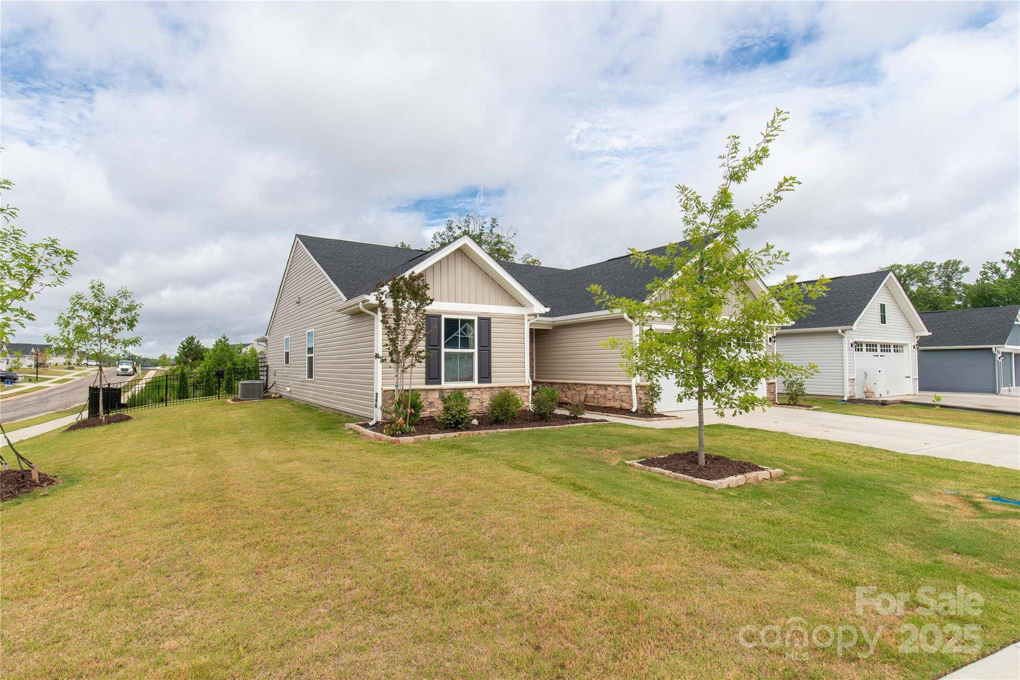 Lancaster, SC 29720,805 Purslane ST