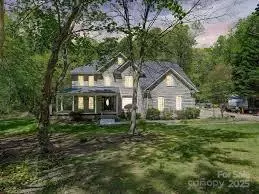 1900 High Oaks LN, Raleigh, NC 27606