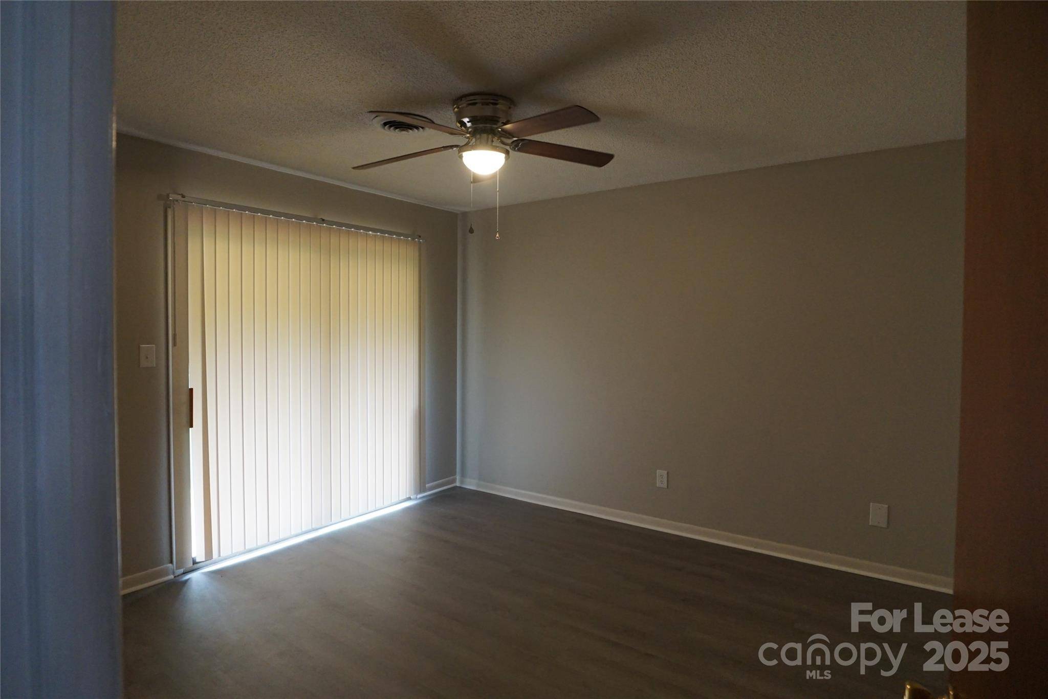 Hickory, NC 28602,644 3rd ST SE