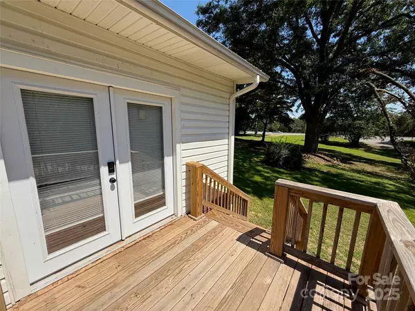 Shelby, NC 28152,100 Duncan DR