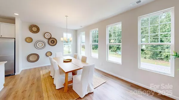 Huntersville, NC 28078,11021 Warfield AVE #03