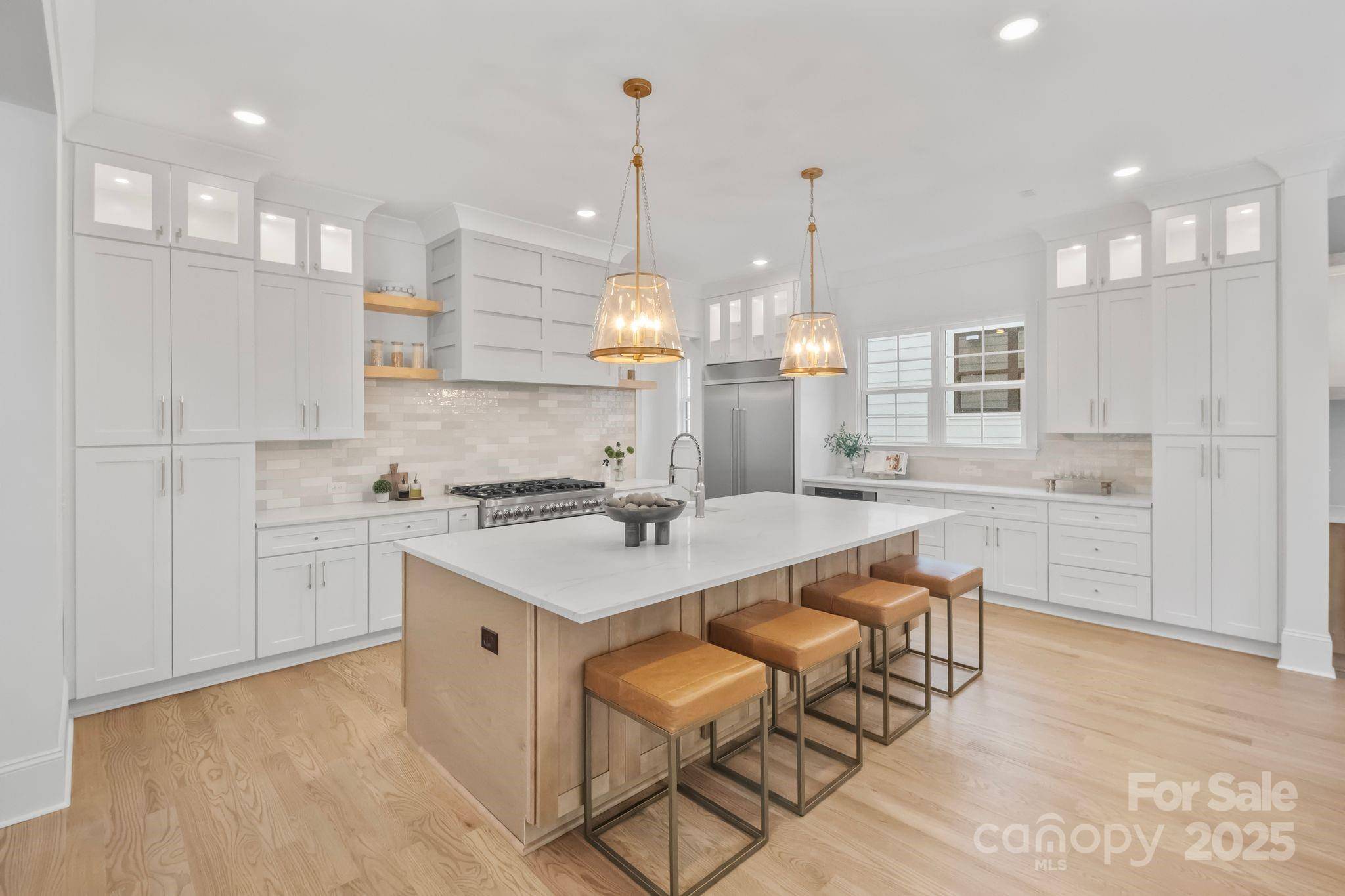 Charlotte, NC 28211,4349 Castleton RD