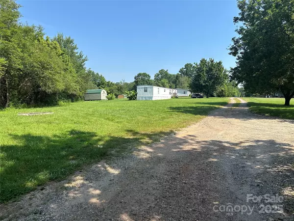 Taylorsville, NC 28678,47 Walter ST
