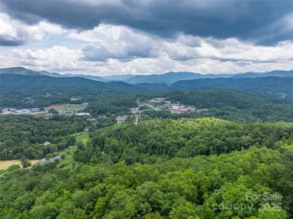 00 Nannys LN, Sylva, NC 28779