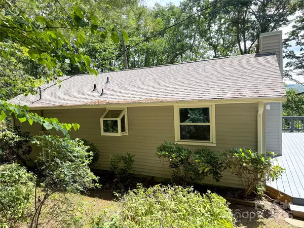 Asheville, NC 28803,123 Avondale Ridge RD