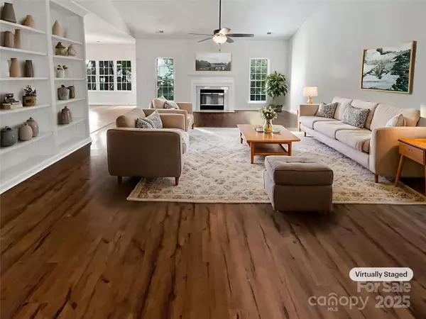 Charlotte, NC 28273,11103 Fox Cove DR