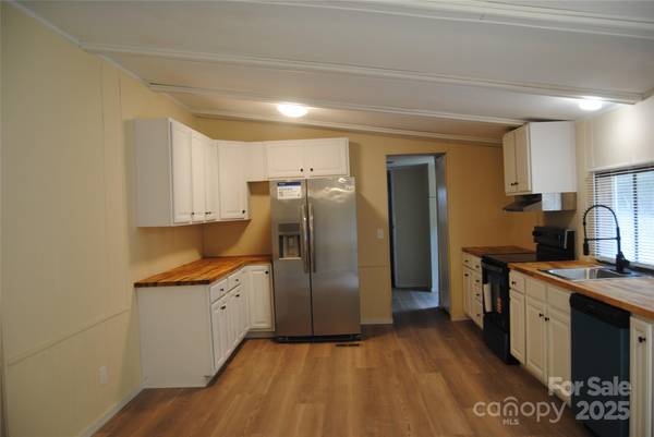 Catawba, SC 29704,561 Woodglenn RD