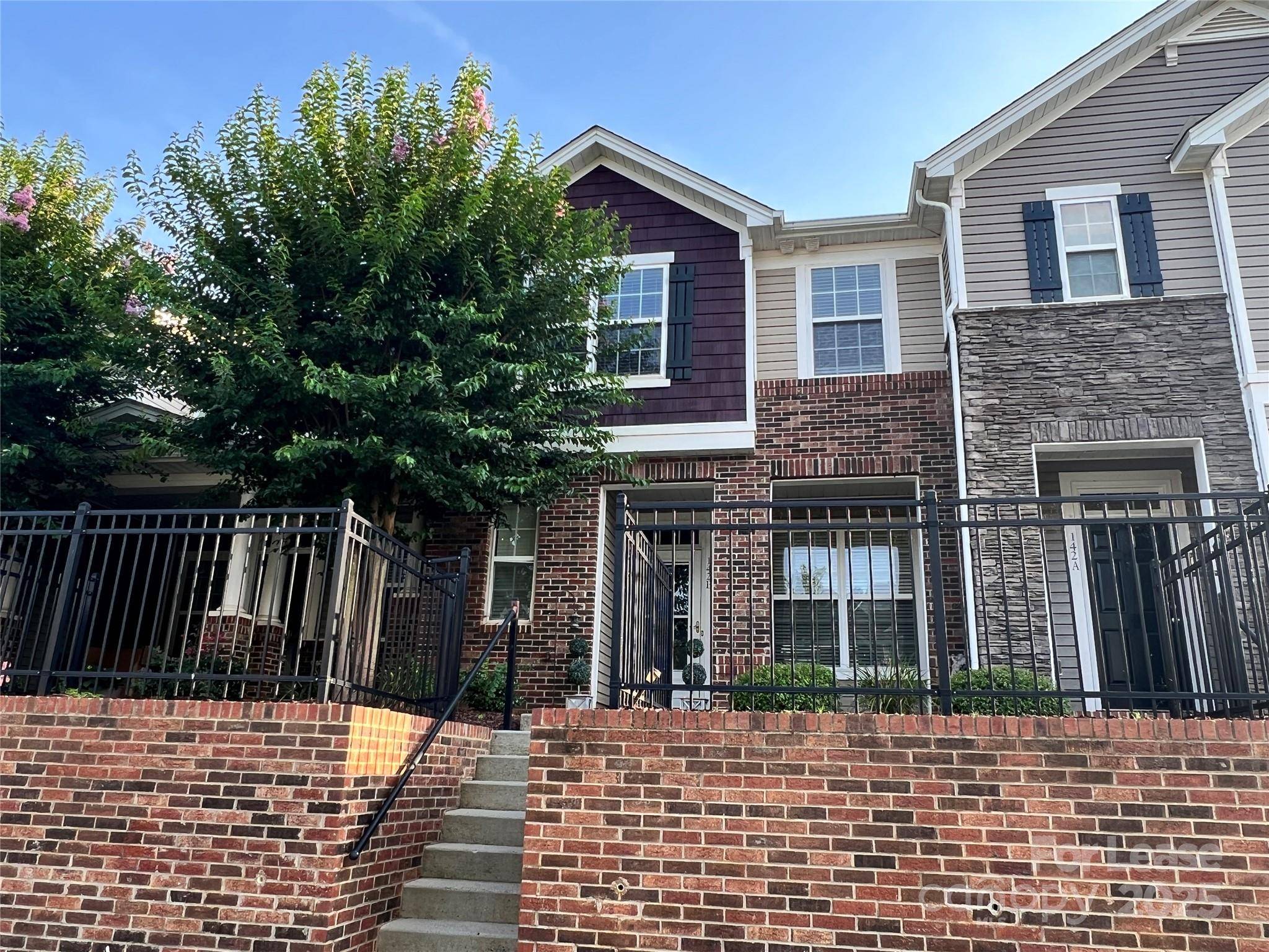 142 Silverspring PL #B, Mooresville, NC 28117