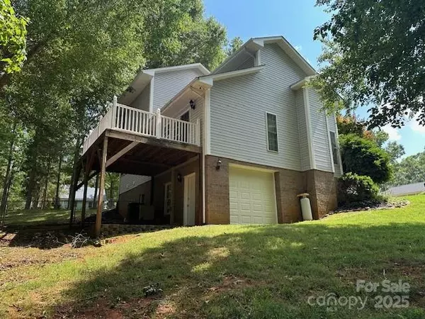 Shelby, NC 28152,230 Poston CIR