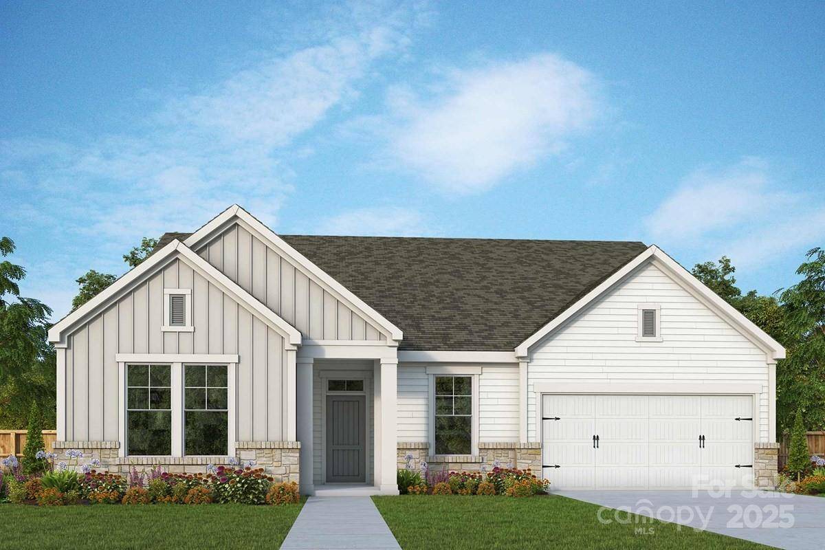 7177 Chamberlain DR, Harrisburg, NC 28075