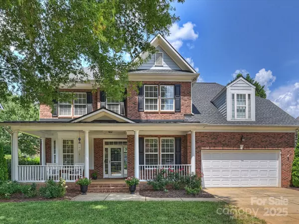 901 Deercross LN, Waxhaw, NC 28173