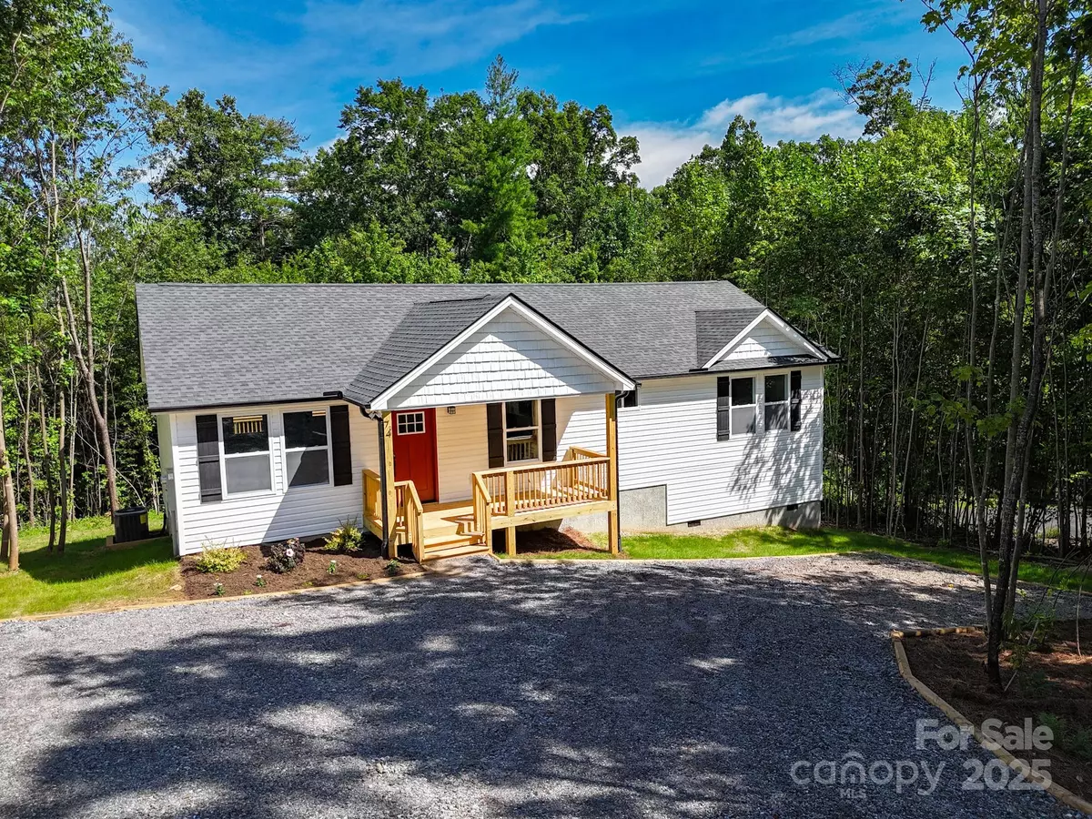 Candler, NC 28715,74 Carolyn DR