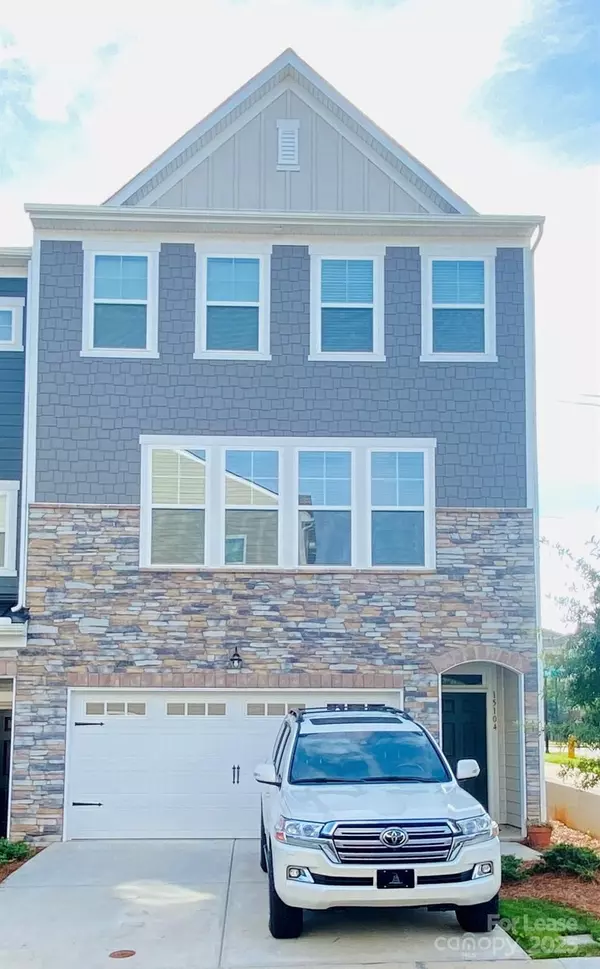 Charlotte, NC 28277,15104 Holly Run LN