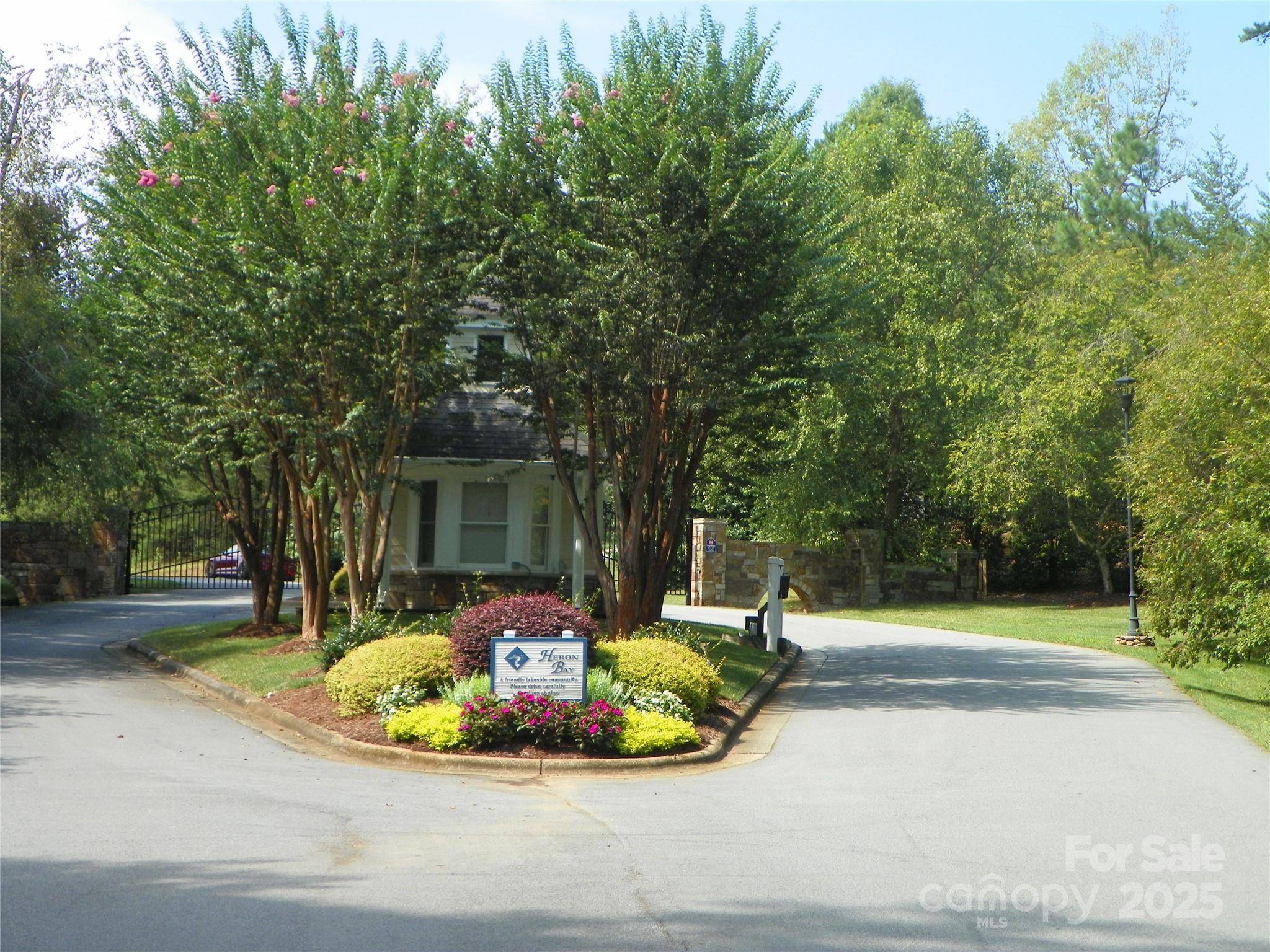 New London, NC 28127,210 Kingfisher CT
