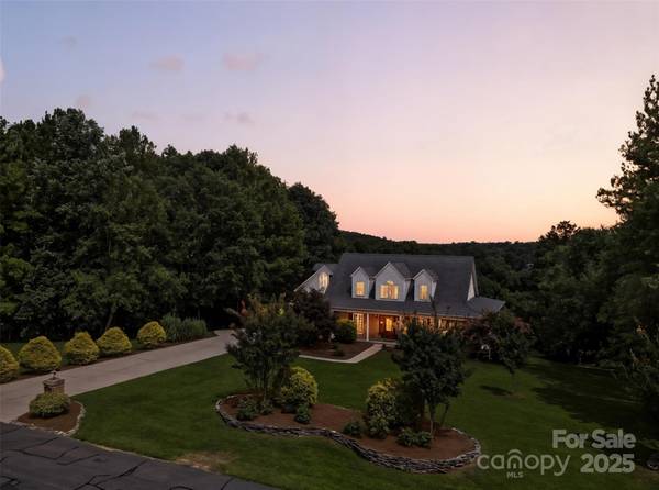 Granite Falls, NC 28630,185 Greens RD