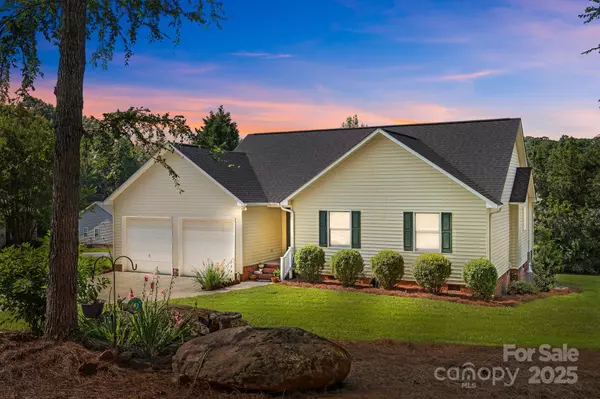 2906 Plantation WAY, Albemarle, NC 28001